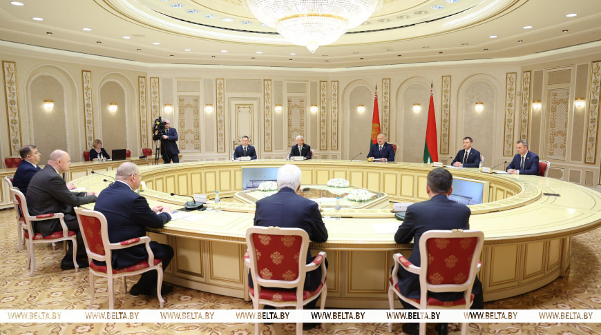 “Надо ориентироваться на свое”. Лукашенко о ключевом аспекте сотрудничества с Россией