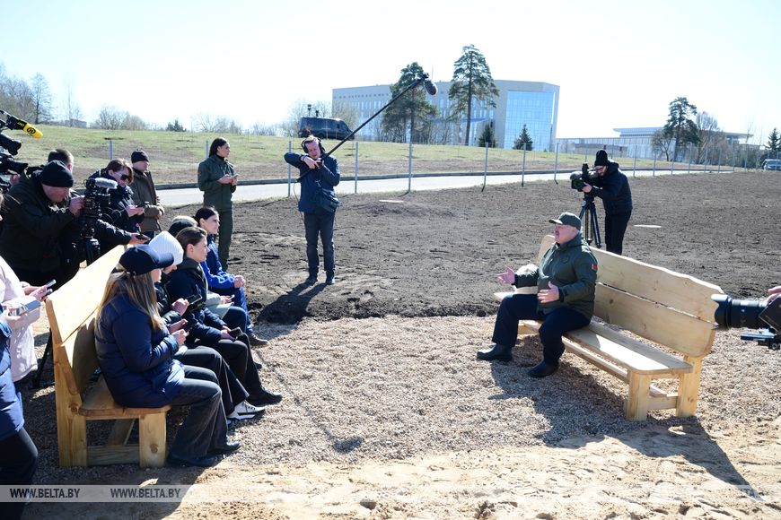 Президент Беларуси объяснил, почему бизнесу нельзя “шалить” с ценами