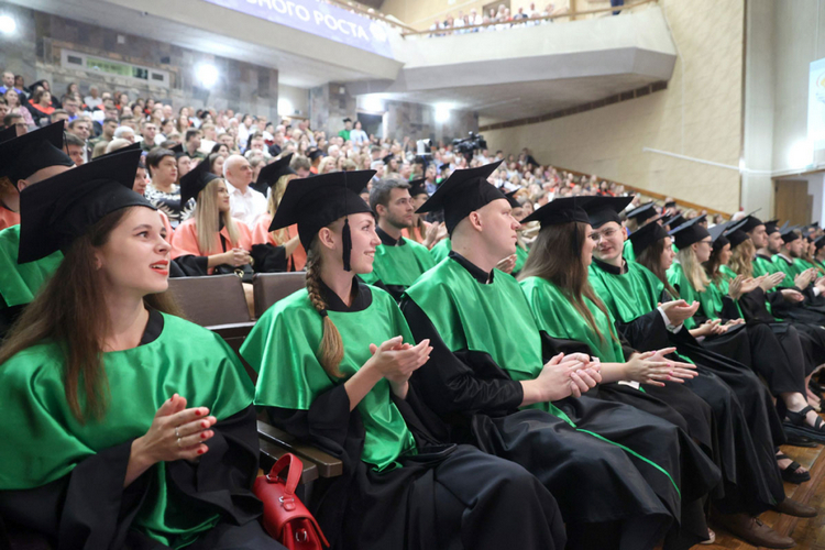Выпускники вузов и колледжей имеют право на отпуск перед трудоустройством. Сколько можно отдыхать?