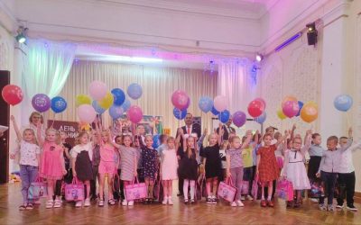 ПЕРВОКЛАССНЫЙ ПРАЗДНИК! «ЛУНТИК И ЕГО ДРУЗЬЯ СОБИРАЮТСЯ В ШКОЛУ»