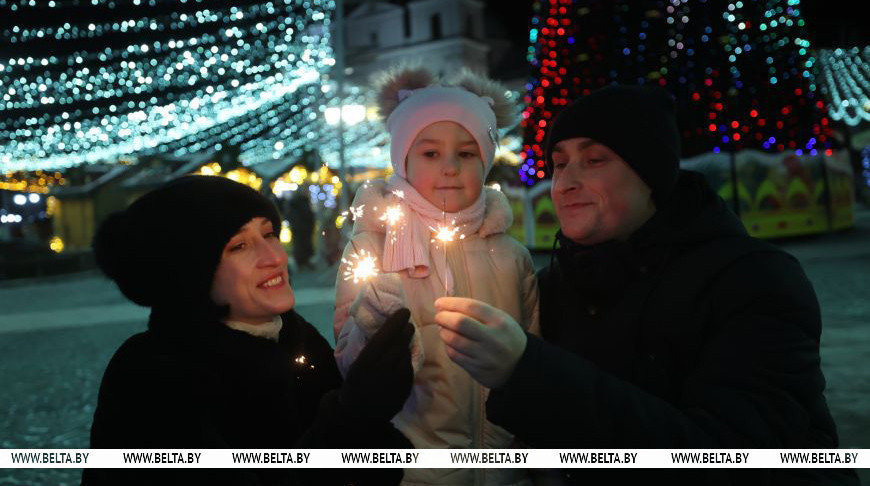 Лукашенко подписал указ №1 об объявлении Года белорусской женщины