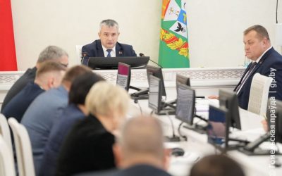 Впереди – метель и крепкие морозы: внеочередное заседание комиссии по чрезвычайным ситуациям облисполкома провел губернатор Иван Крупко