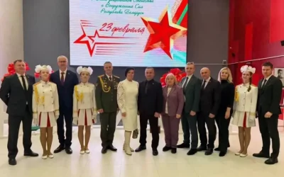 СИЛА В ПОГОНАХ: ТОРЖЕСТВЕННОЕ СОБРАНИЕ И КОНЦЕРТ КО ДНЮ ЗАЩИТНИКОВ ОТЕЧЕСТВА ОБЪЕДИНИЛ В ГОМЕЛЕ ВОЕННЫХ РАЗНЫХ ПОКОЛЕНИЙ